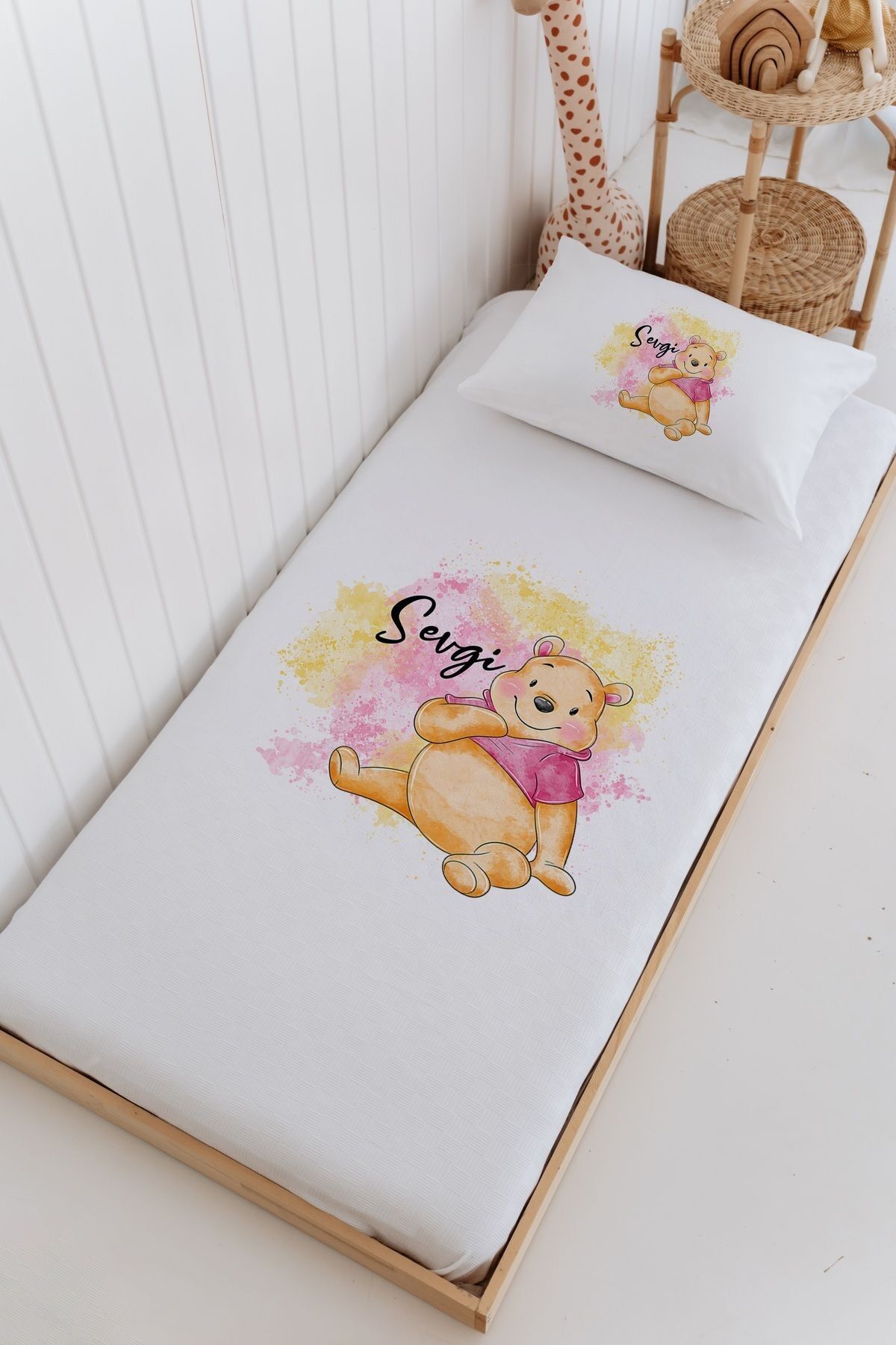 İsme Özel %100 Pamuk Bebek Ve Çocuk Tek Kişilik 165 X 225 Cm Pike Takımı-Winnie The Pooh