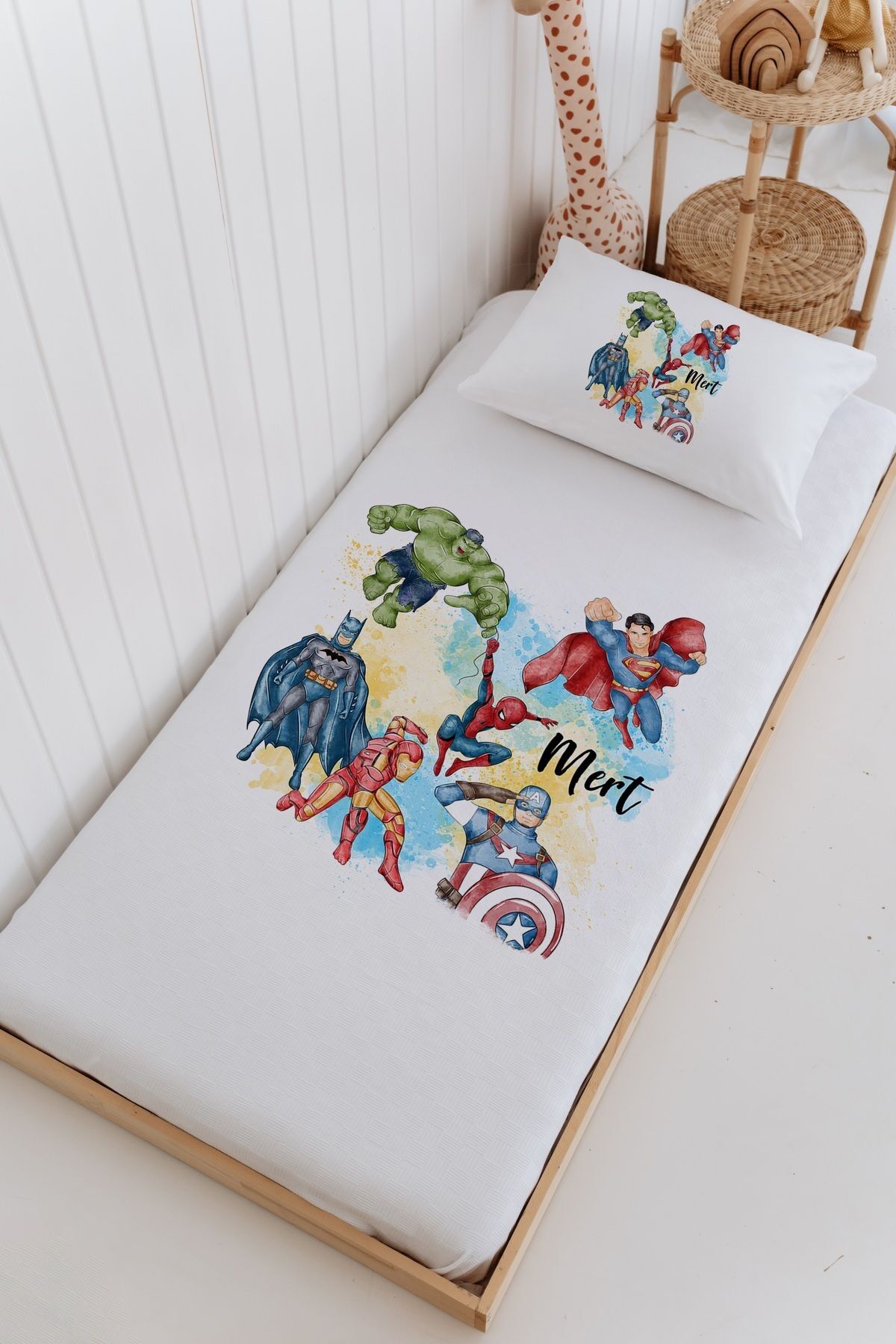 İsme Özel %100 Pamuk Bebek Ve Çocuk Tek Kişilik 165 X 225 Cm Pike Takımı-Kahramanlar