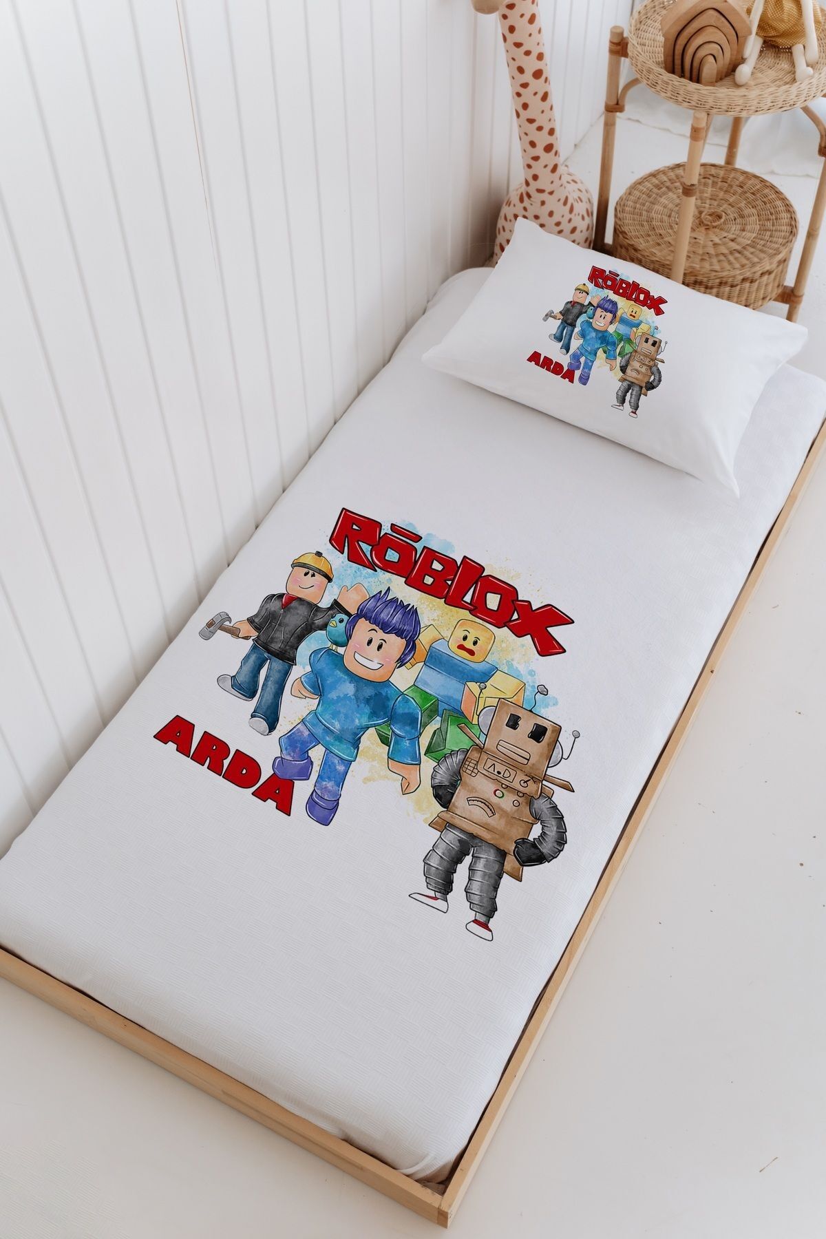 İsme Özel %100 Pamuk Bebek Ve Çocuk Tek Kişilik 165 X 225 Cm Pike Takımı-Roblox