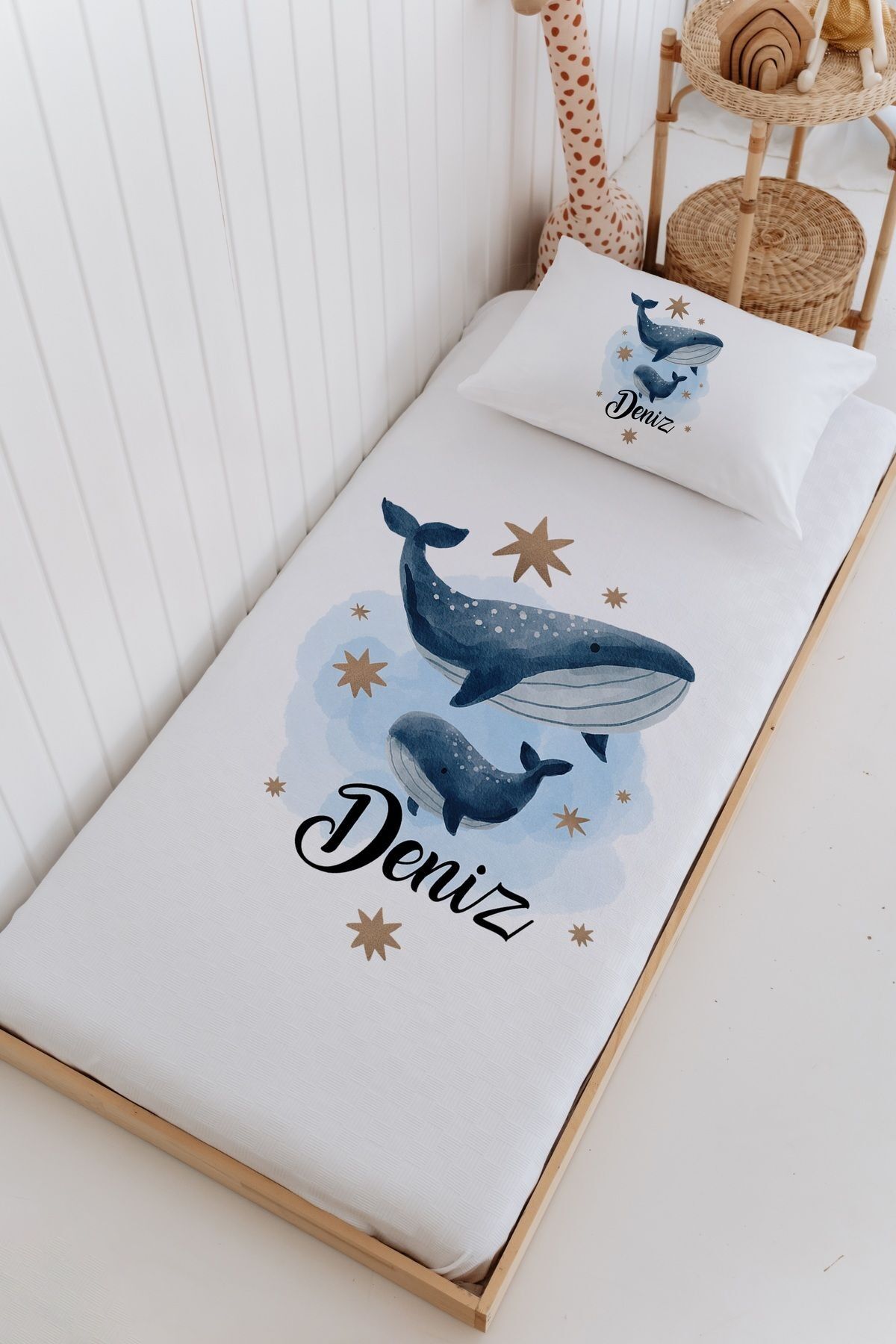 İsme Özel %100 Pamuk Bebek Ve Çocuk Tek Kişilik 165 X 225 Cm Pike Takımı-Balinalar