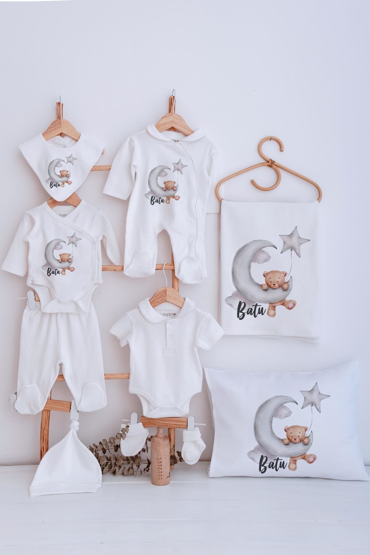 Lilabio Bebe Yaka İsme Özel Delux 12li Hastane Çıkışı Aydaki Ayıcık