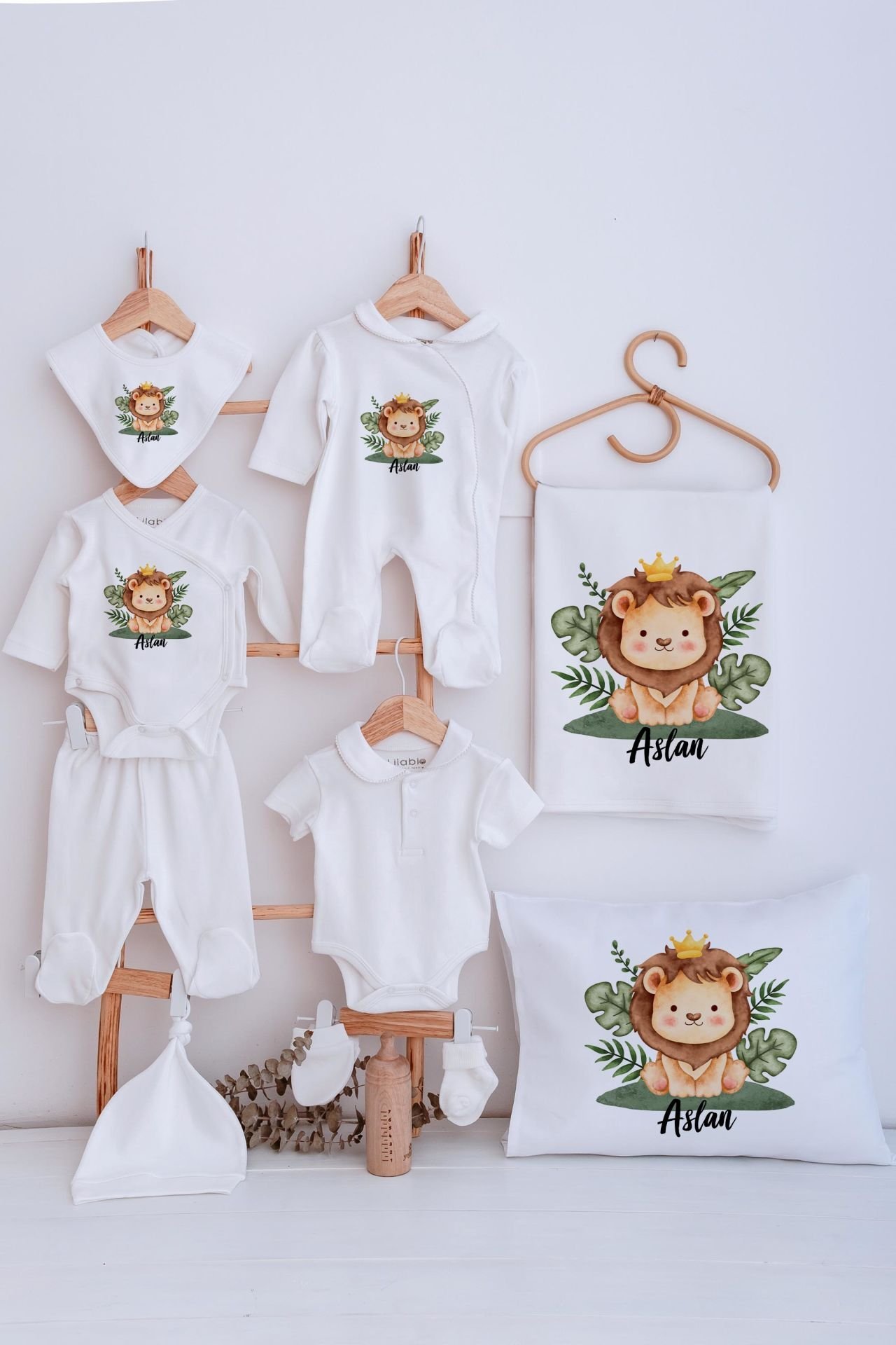 Lilabio Bebe Yaka İsme Özel Delux 12li Hastane Çıkışı Aslan