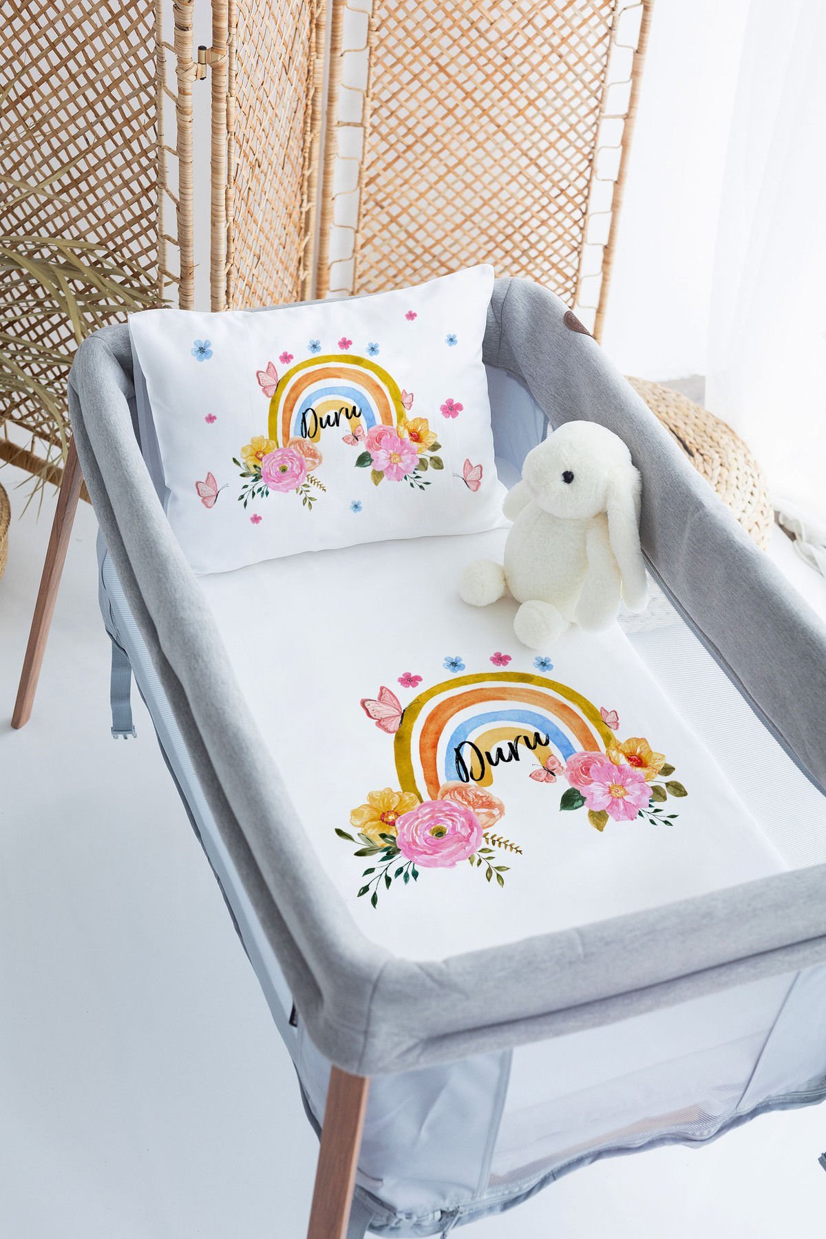 İsme Özel 70x120 Park Yatak Nevresim Takımı Gökkuşağı