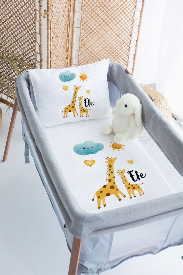 %100 Delux Pamuk İsme Özel 70x120 Park Yatak Nevresim Takımı Zürafa