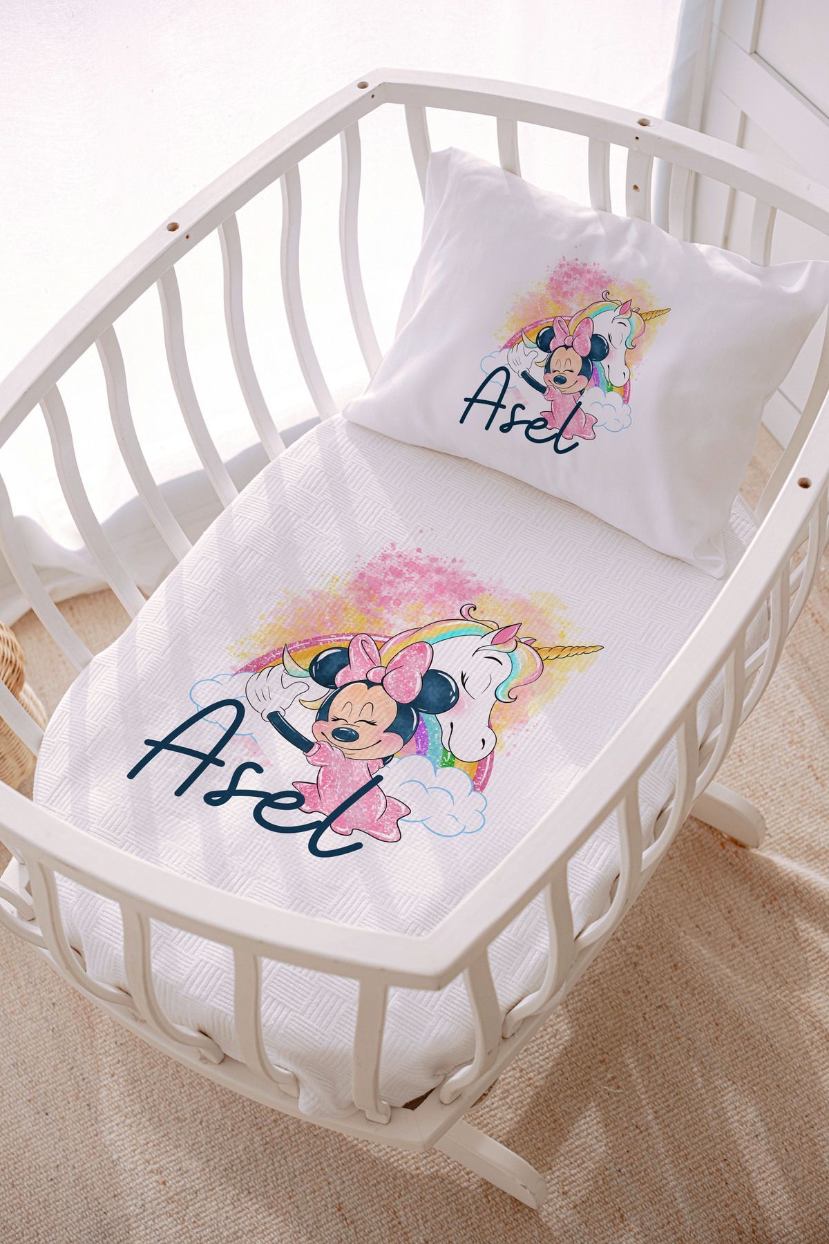 İsme Özel Park Yatak ve Anne Yanı Pike Seti (70x120 cm) Minnie