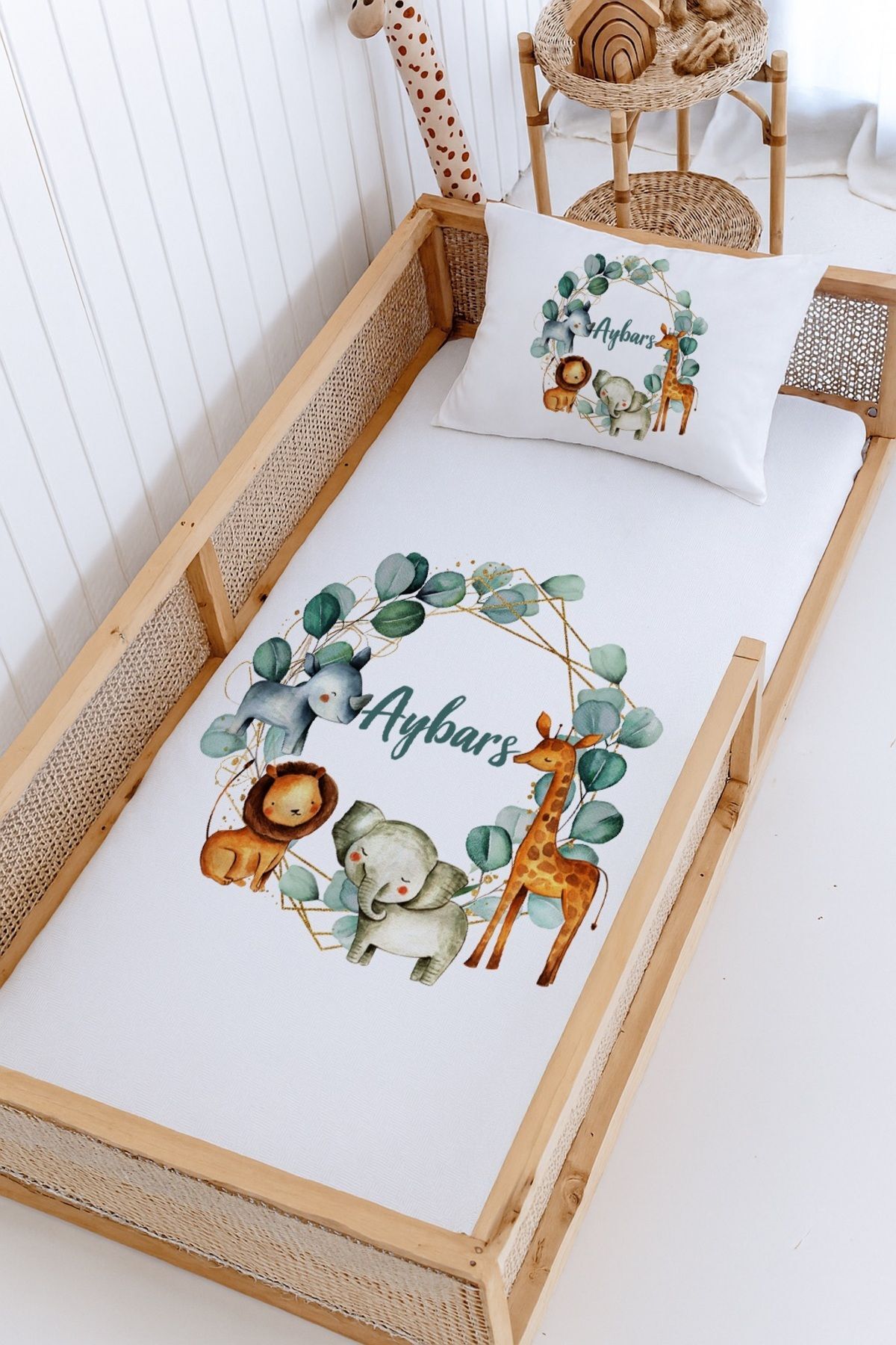 İsme Özel Montessori Yatak Pike Seti (100x200cm) Safari