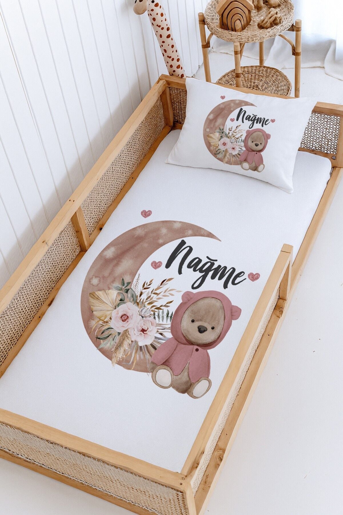 %100 Pamuk İsme Özel Montessori Yatak Pike Seti 100x200 Pembe Kapşonlu Ayıcık