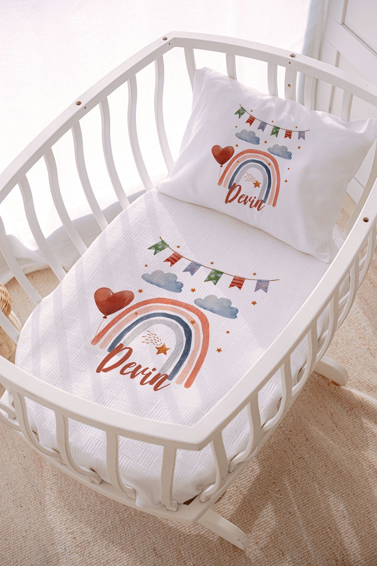 İsme Özel Park Yatak ve Anne Yanı Pike Seti (70x120 cm) Gökkuşağı