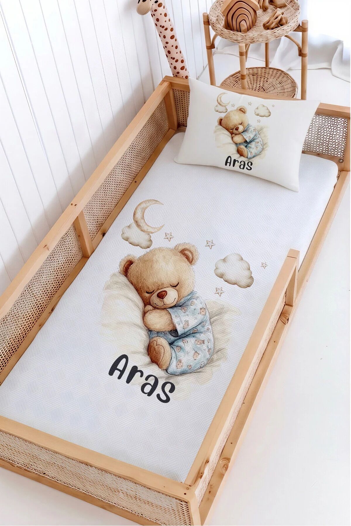 %100 Pamuk İsme Özel Montessori Yatak Pike Seti 100x200 Uykucu Ayıcık