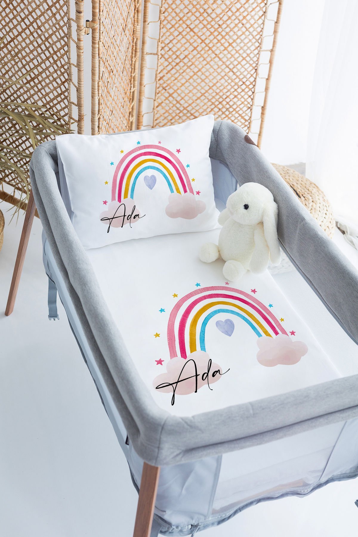 İsme Özel 70x120 Park Yatak Nevresim Takımı Gökkuşağı