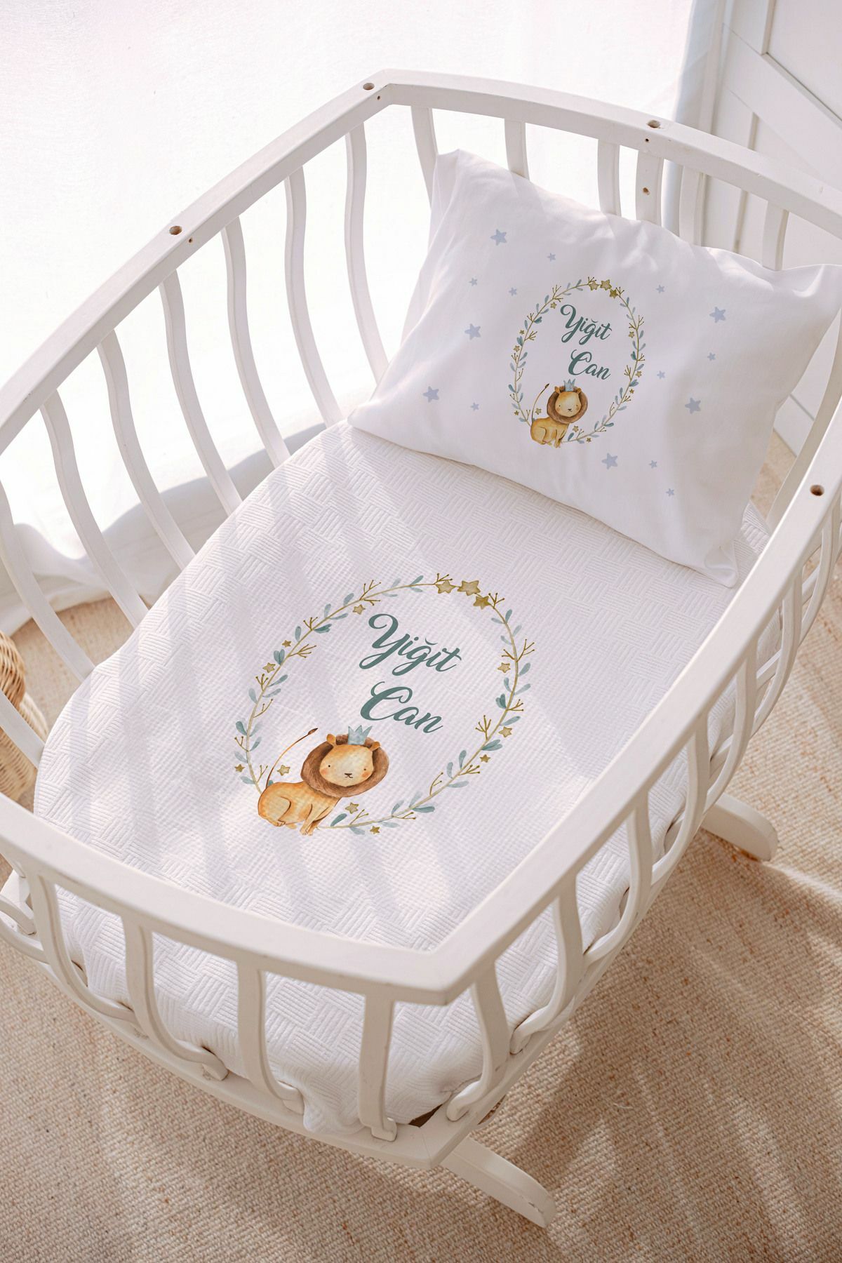 İsme Özel Park Yatak ve Anne Yanı Pike Seti (70x120 cm) Aslan