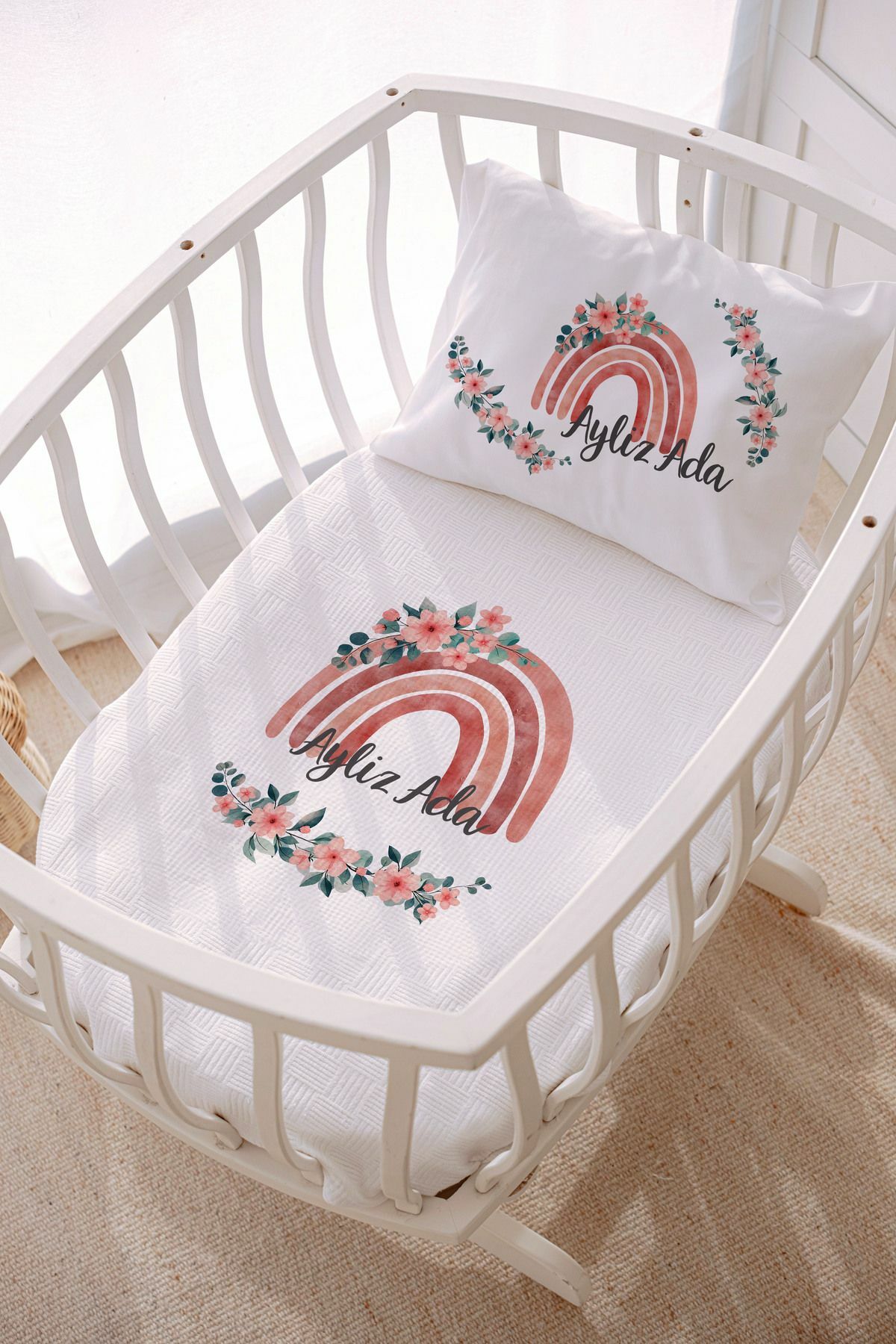 İsme Özel Park Yatak ve Anne Yanı Pike Seti (70x120 cm) Gökkuşağı