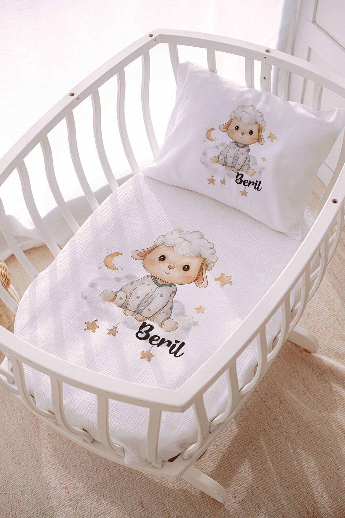 İsme Özel Park Yatak ve Anne Yanı Pike Seti (70x120 cm) Kuzu