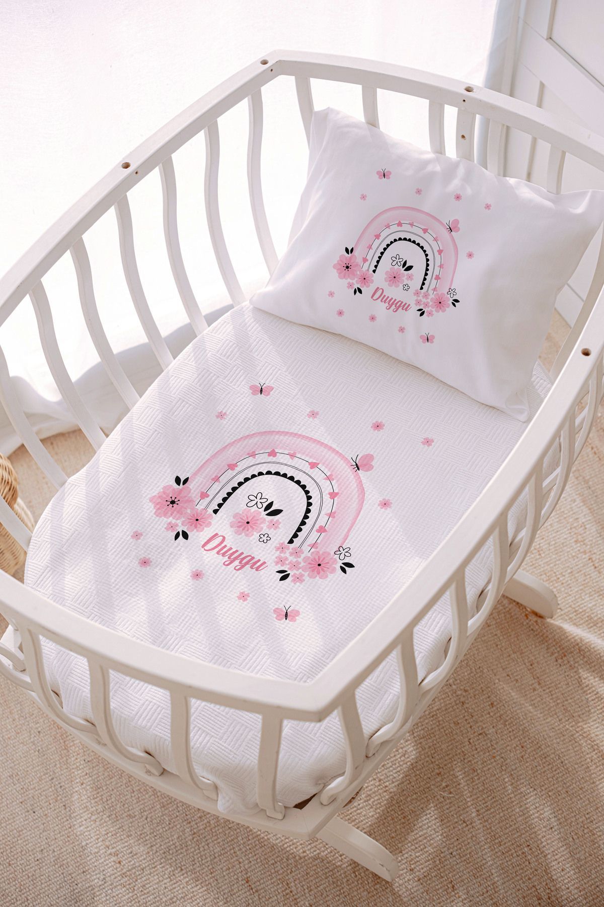 İsme Özel Park Yatak ve Anne Yanı Pike Seti (70x120 cm) Gökkuşağı