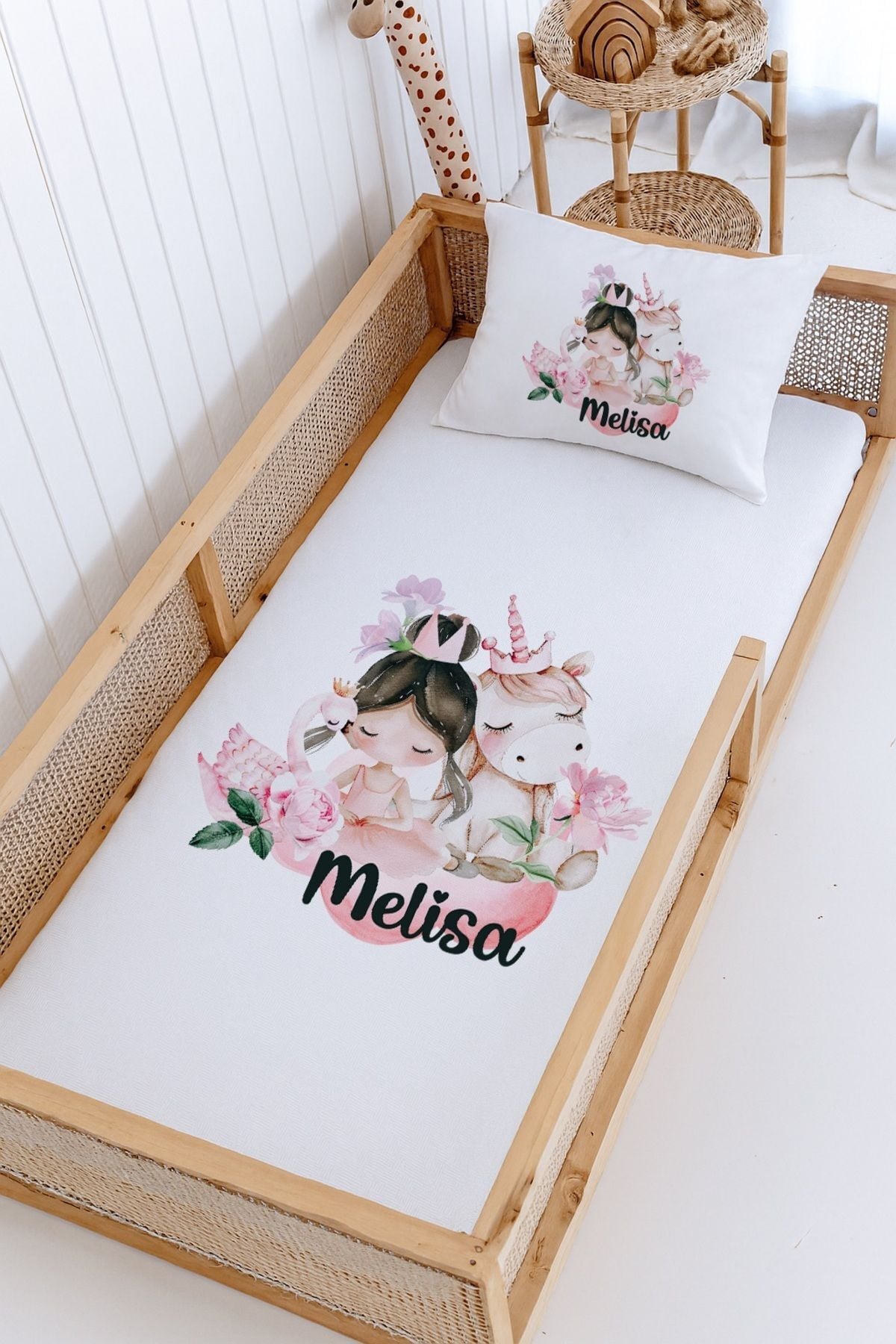 %100 Pamuk İsme Özel Montessori Yatak Pike Seti 100x200 Prenses ve Unicorn