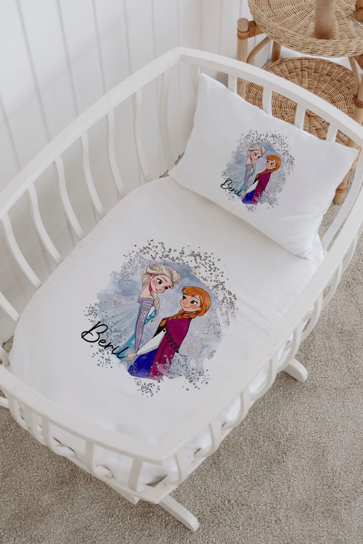 İsme Özel %100 Pamuk Park Yatak Çarşaf Seti  Elsa Anna Parıltı