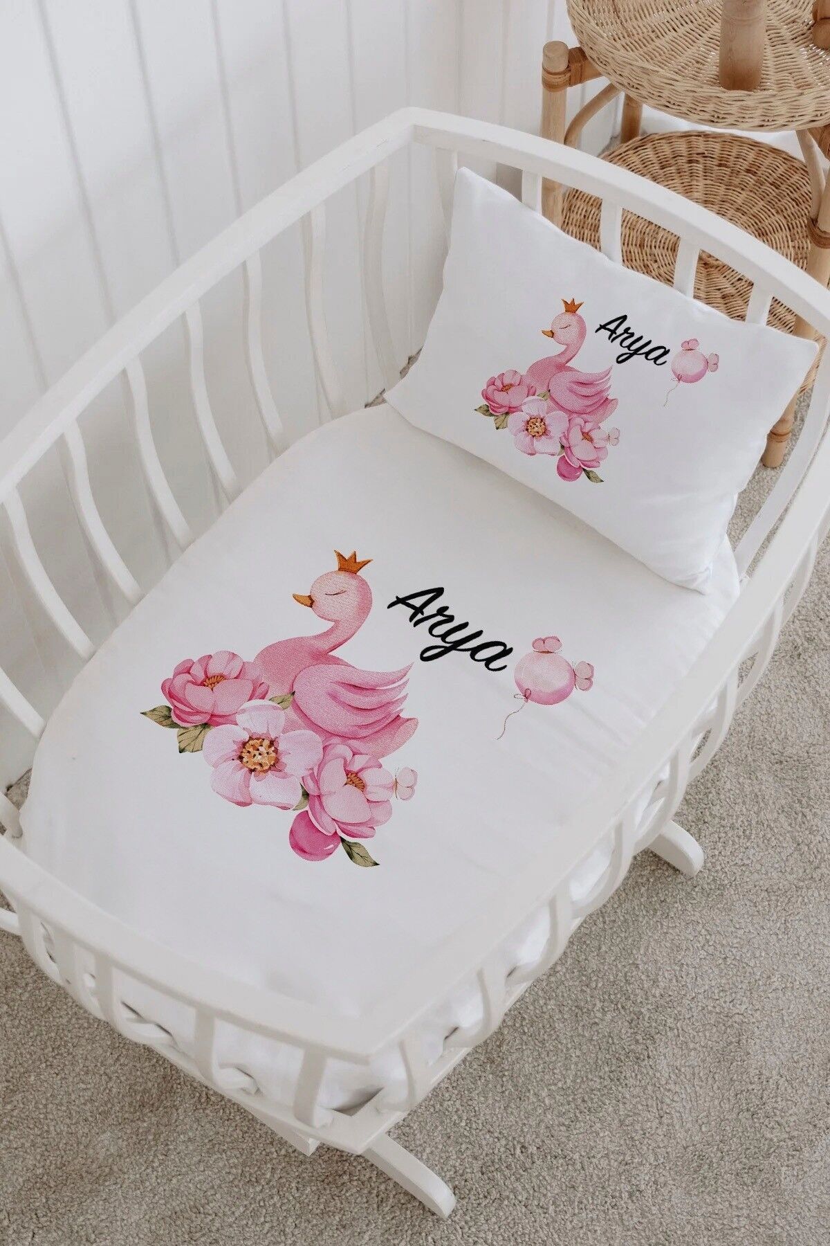 İsme Özel %100 Pamuk Park Yatak Çarşaf Seti  Balonlu Kuğu