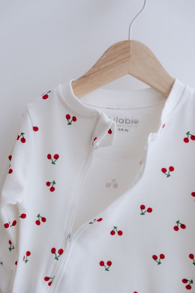 %100 Pamuk Uzun Kollu Fermuarlı Bebek Tulum Kiraz Desenli