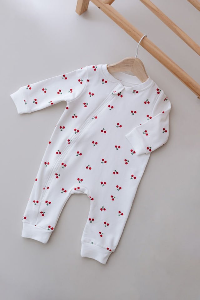 %100 Pamuk Uzun Kollu Fermuarlı Bebek Tulum Kiraz Desenli