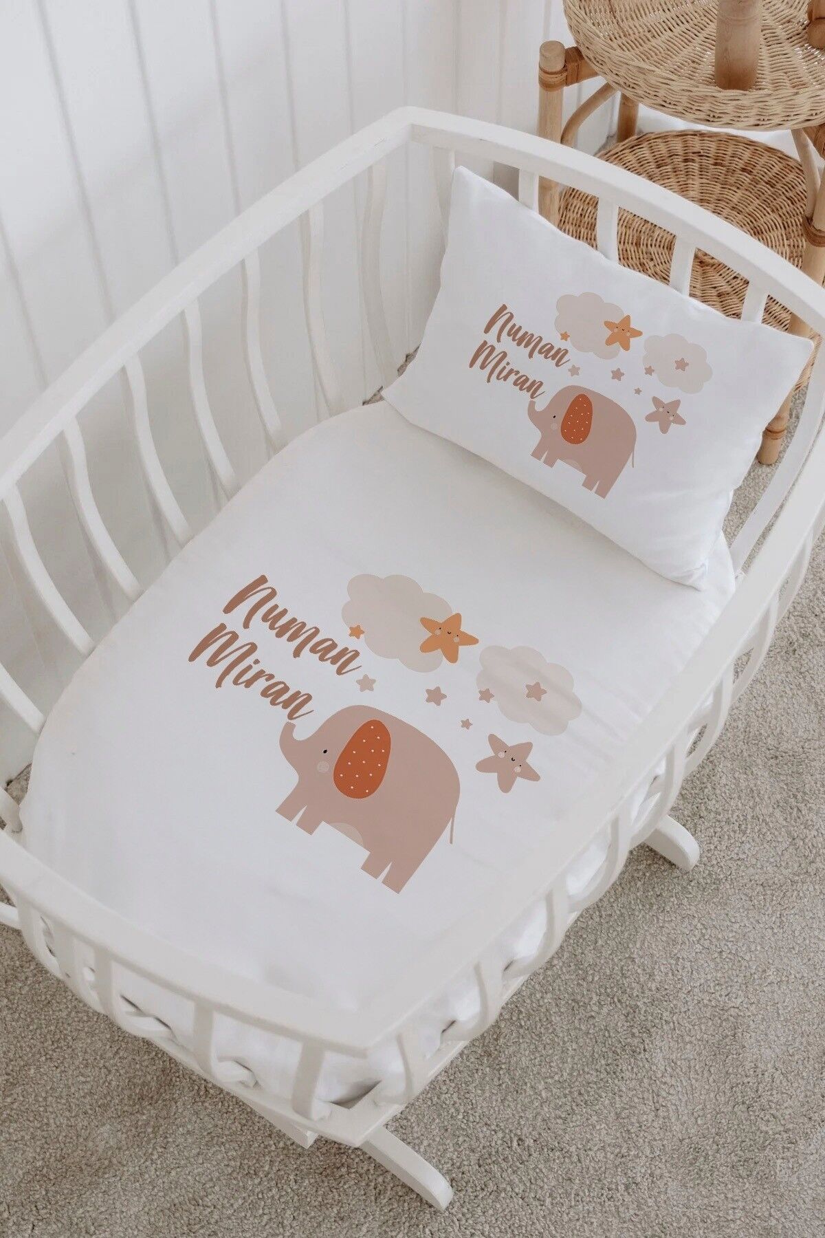 İsme Özel %100 Pamuk Park Yatak Çarşaf Seti  Bulutlardaki Fil