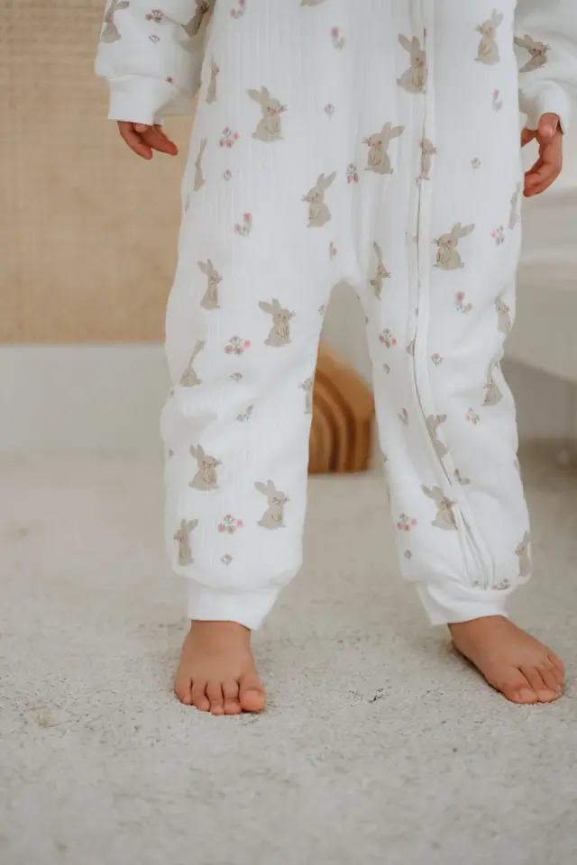 Kız Erkek Çocuk 1,5 Tog Pamuklu Desenli Uyku Tulumu Tavşan