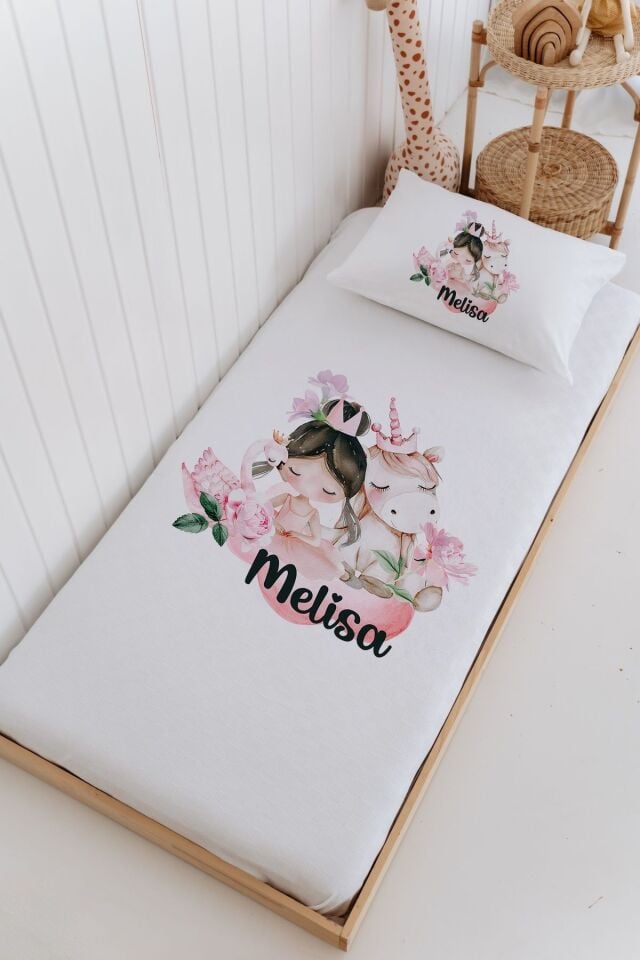 İsme Özel %100 Pamuk Bebek Ve Çocuk Tek Kişilik 165 X 225 Cm Pike Takımı-Balerin ve Unicorn