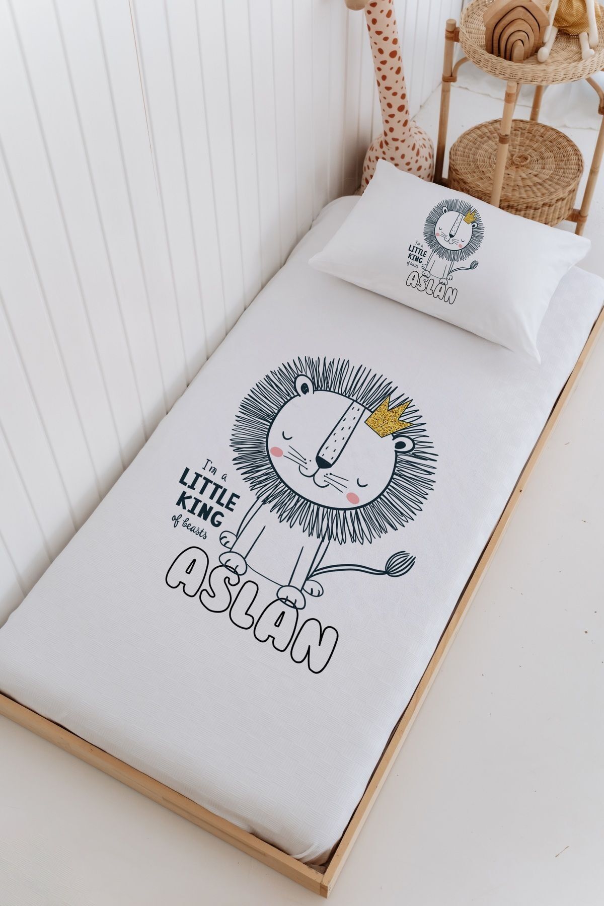 İsme Özel Bebek Ve Çocuk Tek Kişilik Pike Takımı (160 X 220cm)-Aslan