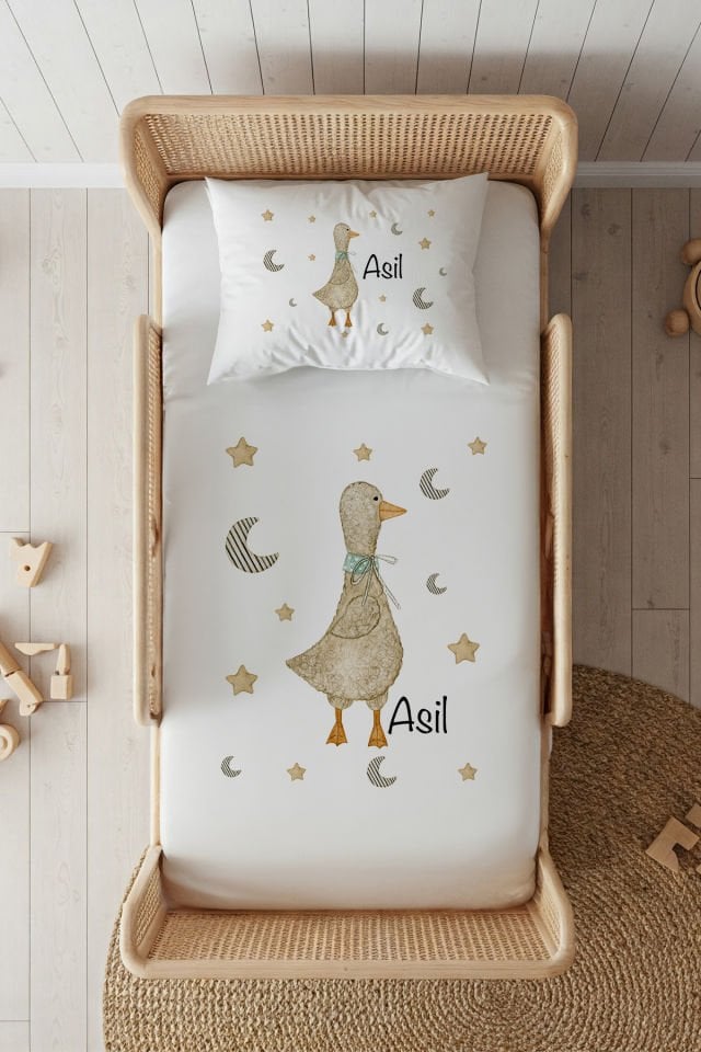 %100 Pamuk Saten İsme Özel 100x200 Tek Kişilik Lastikli Çarşaf Seti Ördek