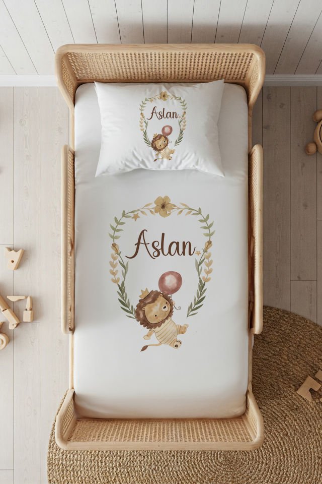 %100 Pamuk Saten İsme Özel 100x200 Tek Kişilik Lastikli Çarşaf Seti Aslan