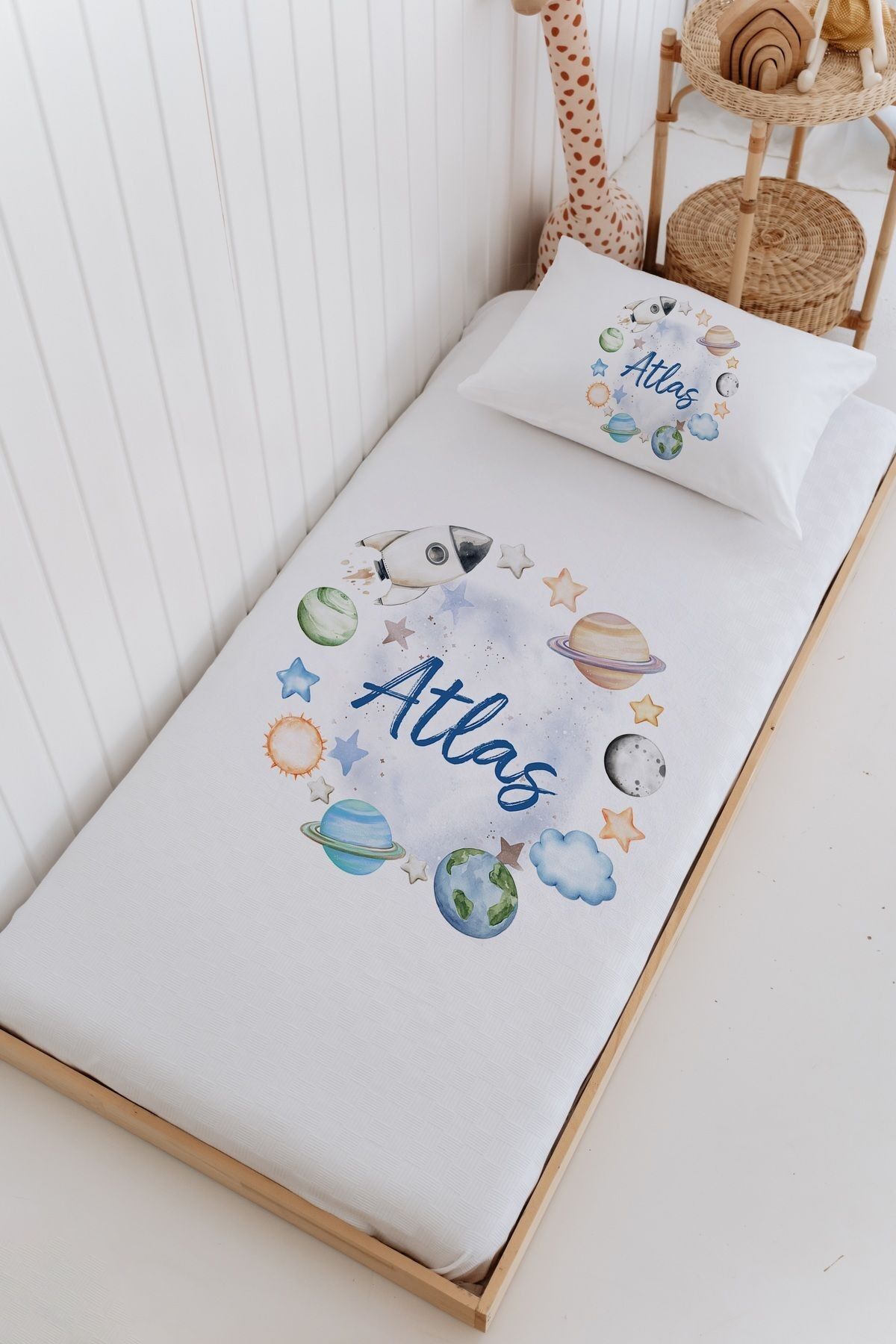 İsme Özel Bebek Ve Çocuk Tek Kişilik Pike Takımı (160 X 220cm)-Gezegenler