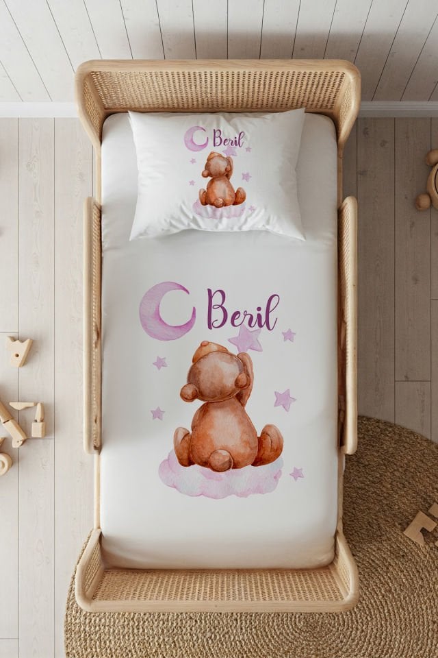 %100 Pamuk Saten İsme Özel 100x200 Tek Kişilik Lastikli Çarşaf Seti Kaykaycı Ayıcık