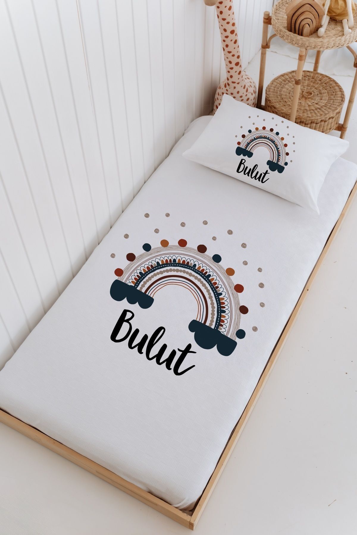 İsme Özel %100 Pamuk Bebek Ve Çocuk Tek Kişilik 165 X 225 Cm Pike Takımı-Gökkuşağı