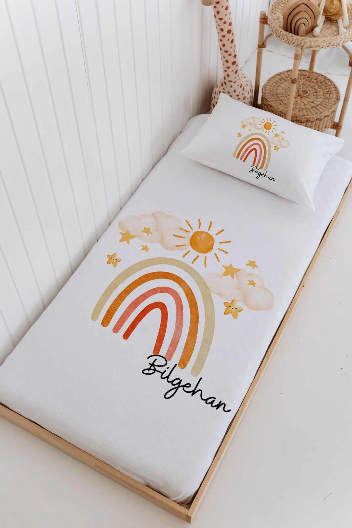 İsme Özel Bebek Ve Çocuk Tek Kişilik Pike Takımı (160 X 220cm) - Gökkuşağı