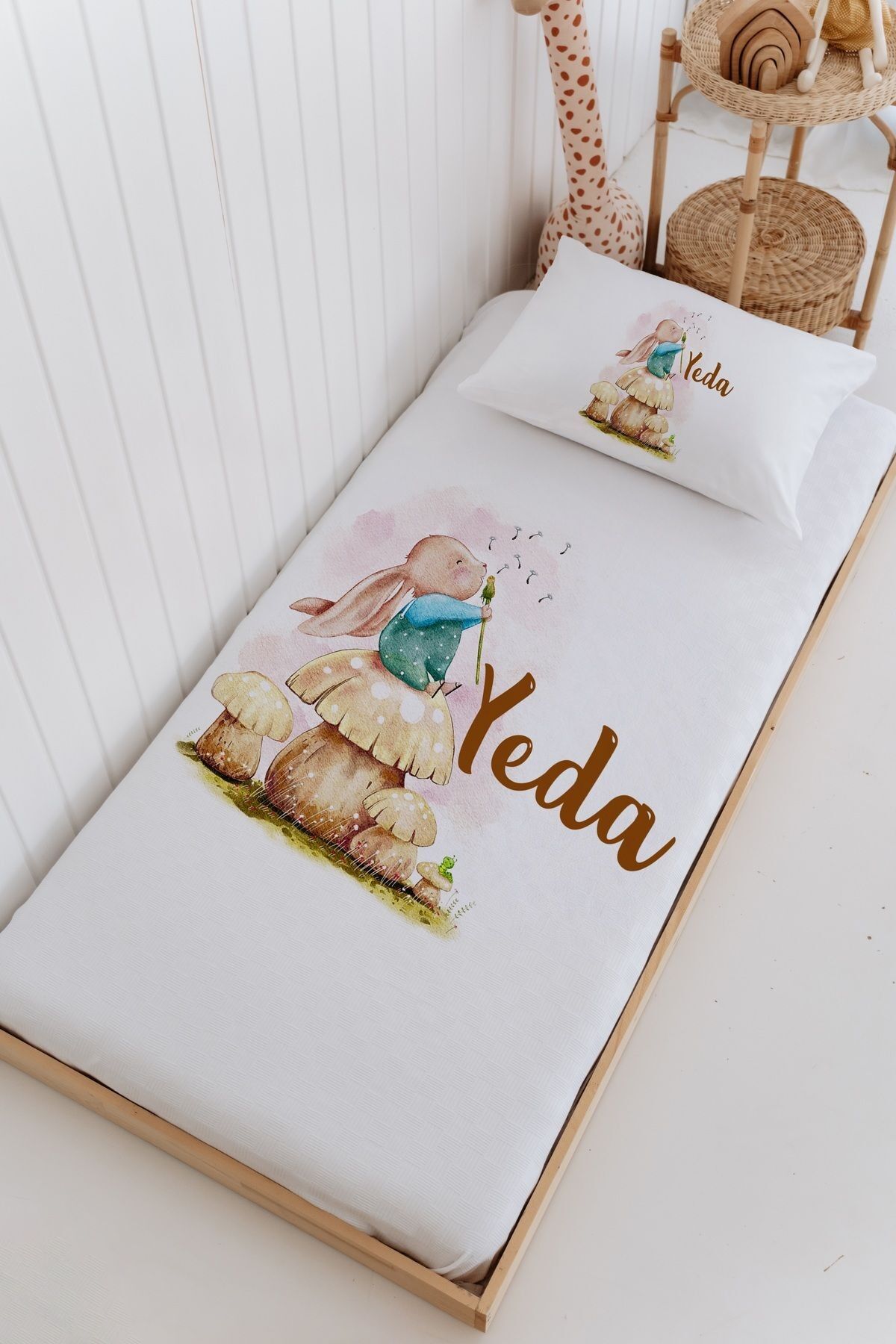 İsme Özel Bebek Ve Çocuk Tek Kişilik Pike Takımı (160 X 220cm)-Tavşan