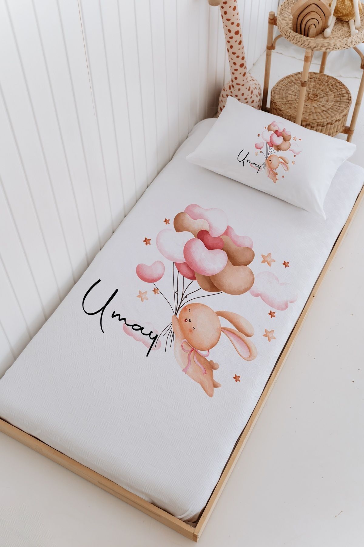 İsme Özel Bebek Ve Çocuk Tek Kişilik Pike Takımı (160 X 220cm)-Tavşan