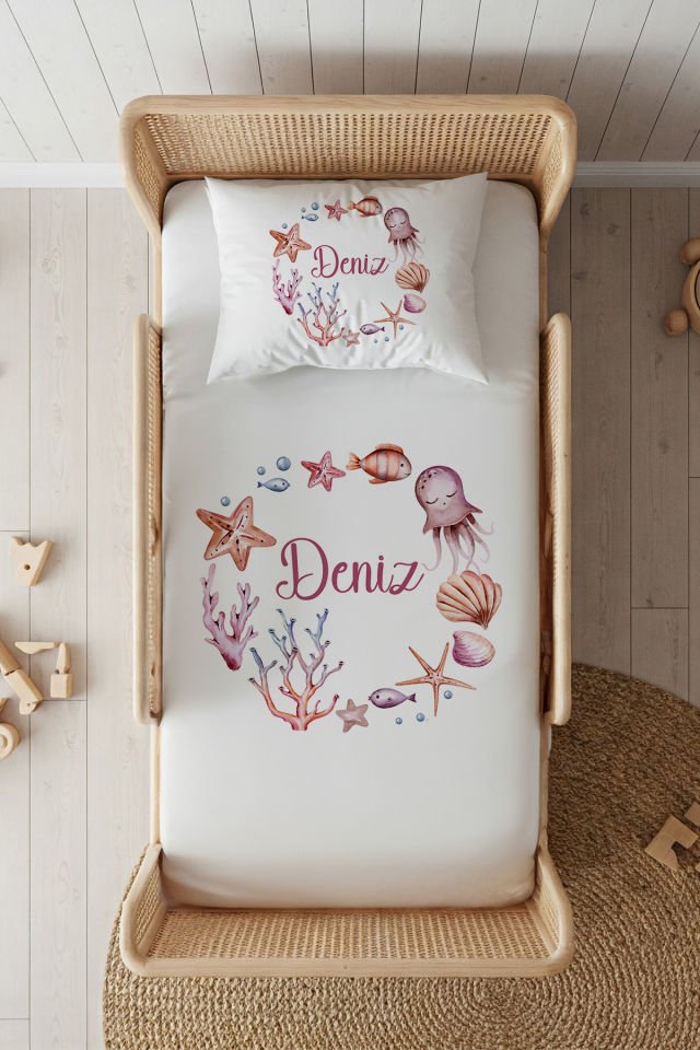 %100 Pamuk Saten İsme Özel 100x200 Tek Kişilik Lastikli Çarşaf Seti Mercan