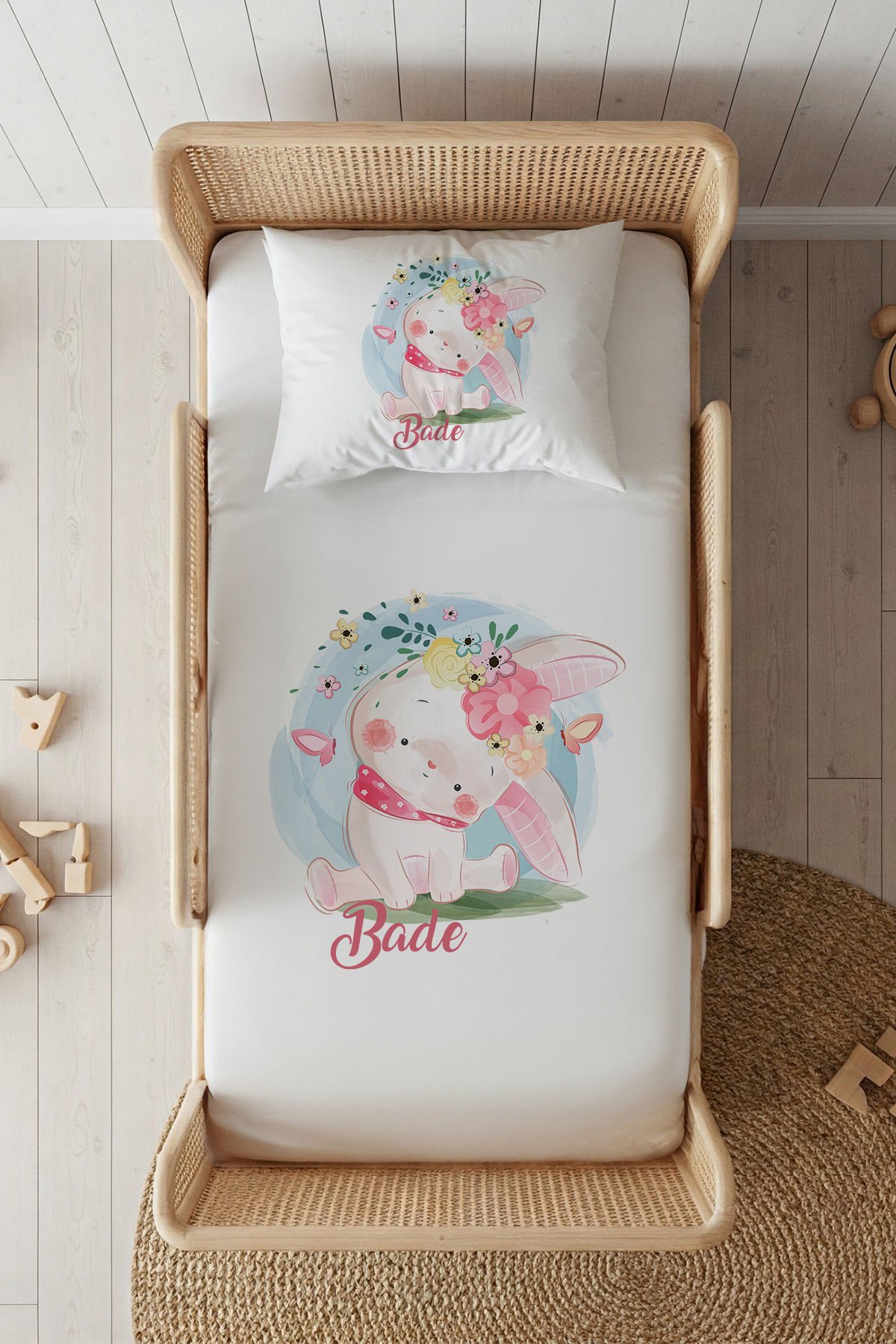 %100 Pamuk Saten İsme Özel 100x200 Tek Kişilik Lastikli Çarşaf Seti Çiçekli Tavşan