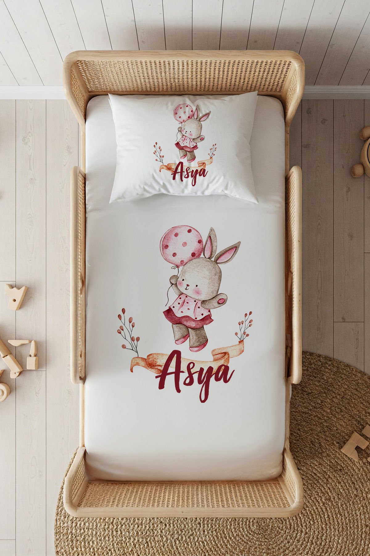 %100 Pamuk Saten İsme Özel 100x200 Tek Kişilik Lastikli Çarşaf Seti Balonlu Tavşan