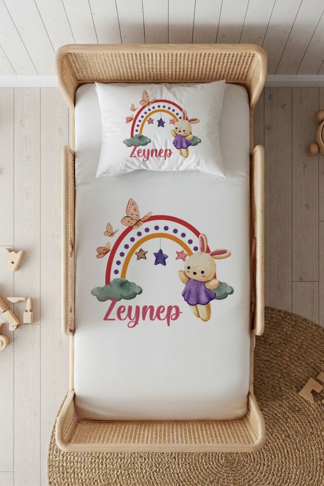 %100 Pamuk Saten İsme Özel 100x200 Tek Kişilik Lastikli Çarşaf Seti Mor Elbiseli Tavşan