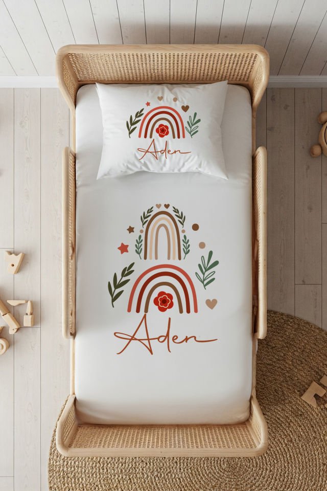 %100 Pamuk Saten İsme Özel 100x200 Tek Kişilik Lastikli Çarşaf Seti Gökkuşağı