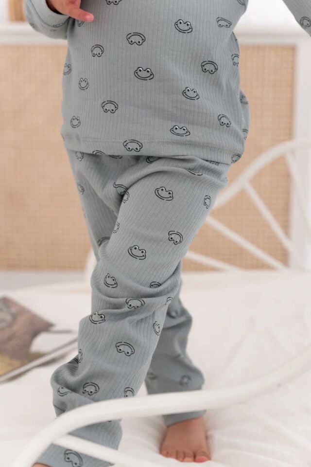 %100 Pamuk Desenli Kız Çocuk Pijama Takımı