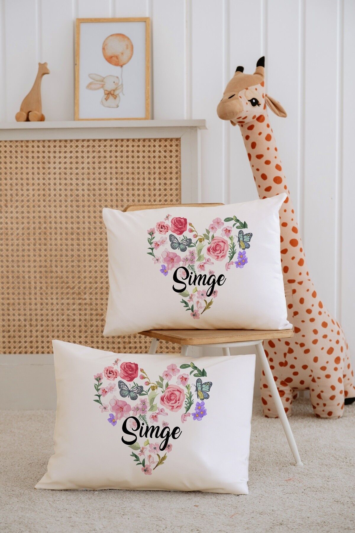 %100 Pamuk İsme Özel 2li Ekru Bebek Yastık Kılıfı 35x45 cm-Çiçek Çemberi