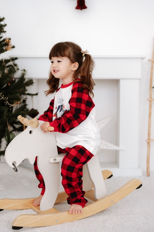 %100 Pamuk Yılbaşı Temalı Unisex Kız Ve Erkek Çocuk Pijama