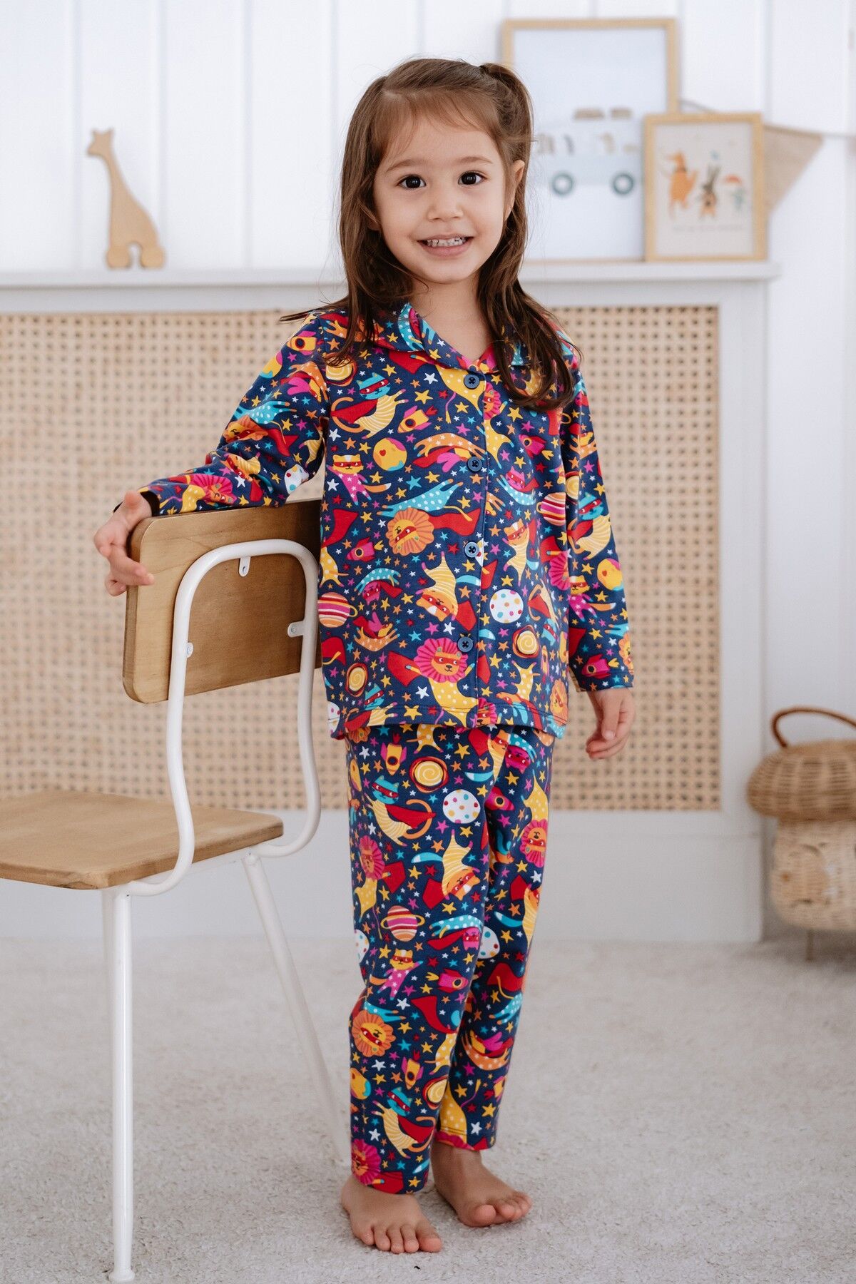 Önden Düğmeli Çocuk Pijama Takımı Uzay Desenli 2-6 Yaş 6 YAŞ  - Çok Renkli