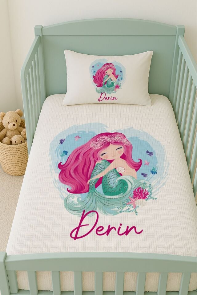 %100 Pamuk İsme Özel İsimli 100x150 cm Pike Seti Mor Saçlı Denizkızı