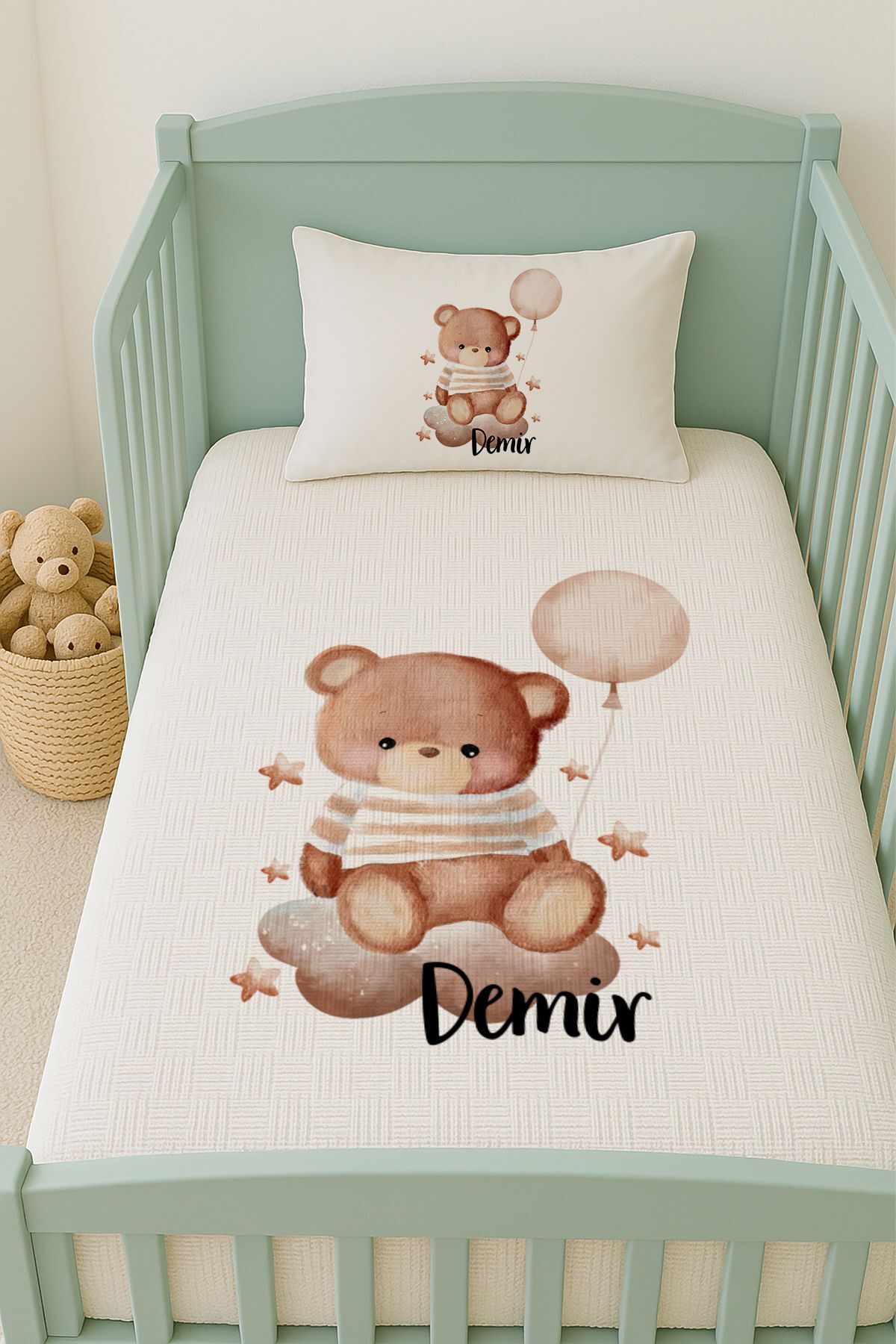 İsme Özel (100x150cm) Pike Seti Bulut Üstünde Balonlu Ayıcık