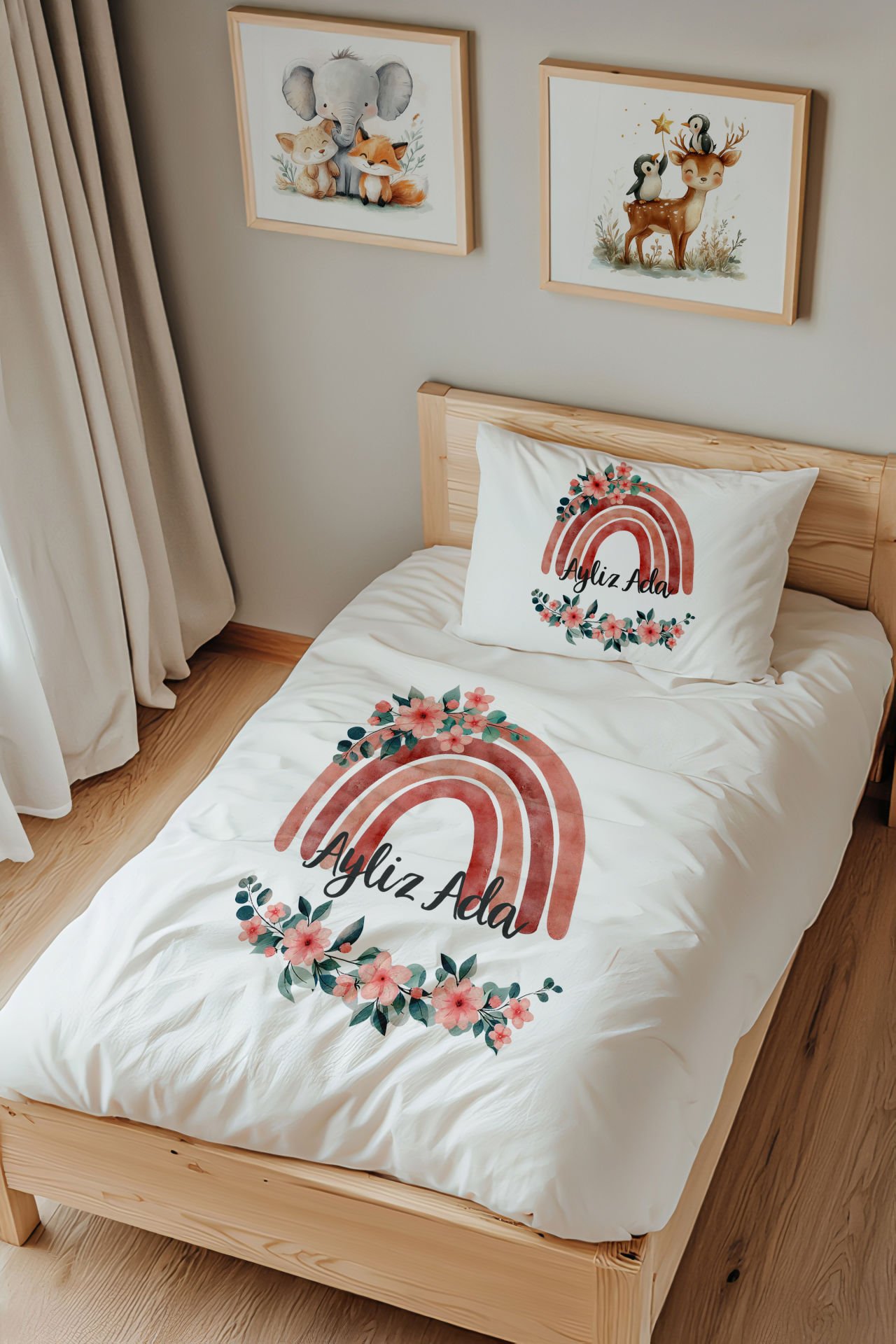 İsme Özel Tek Kişilik  Çocuk Nevresim Takımı (160x220 cm) Çiçekli Gökkuşağı
