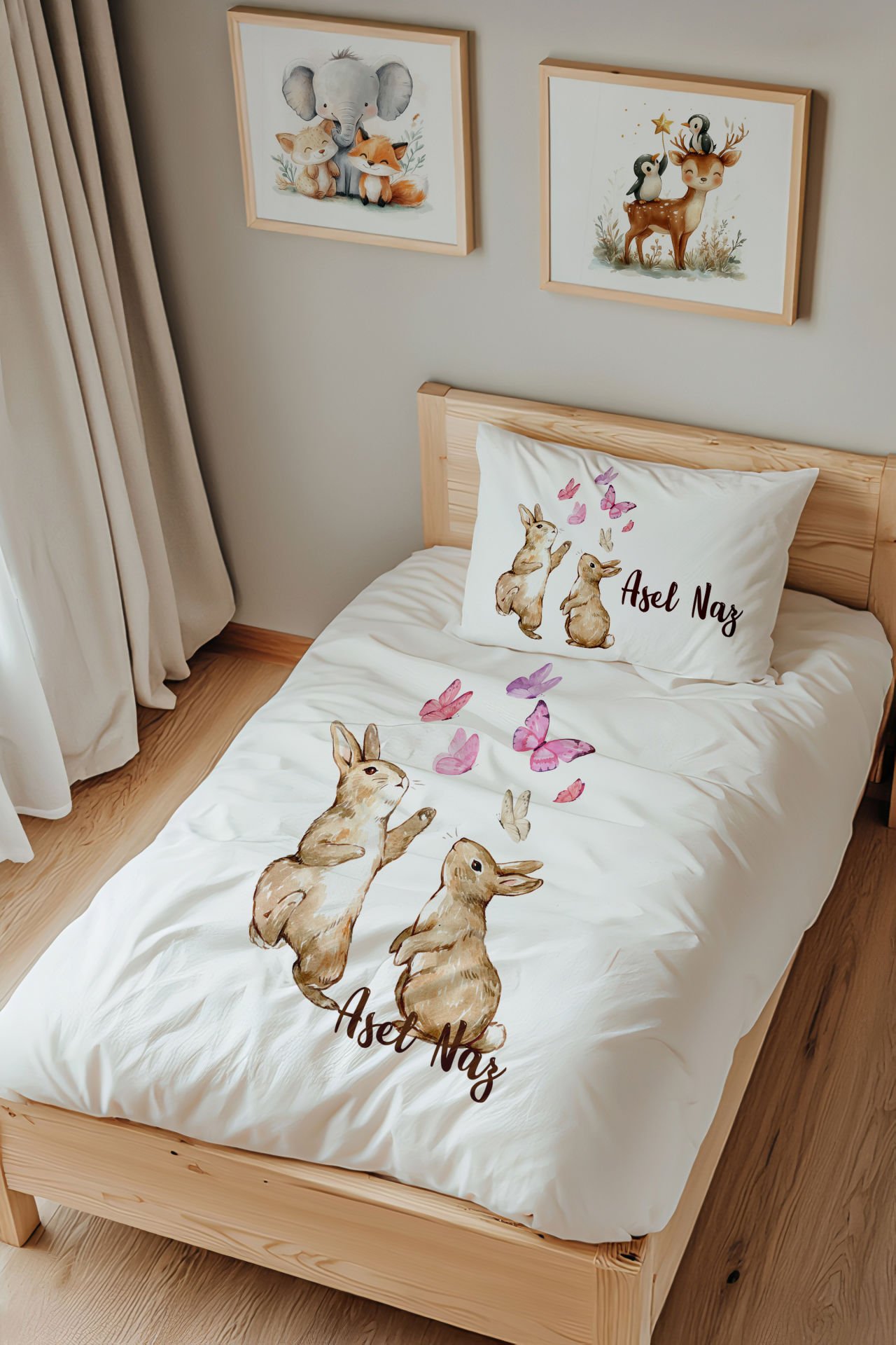 İsme Özel Tek Kişilik  Çocuk Nevresim Takımı (160x220 cm) Oynayan Tavşanlar