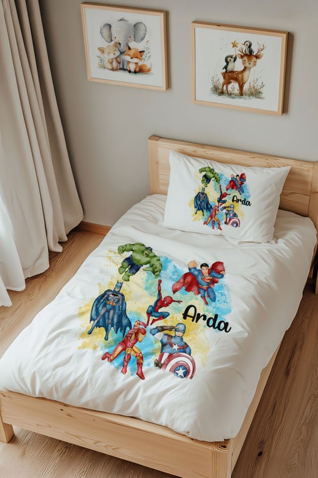 İsme Özel Tek Kişilik  Çocuk Nevresim Takımı (160x220 cm) Süper Kahramanlar