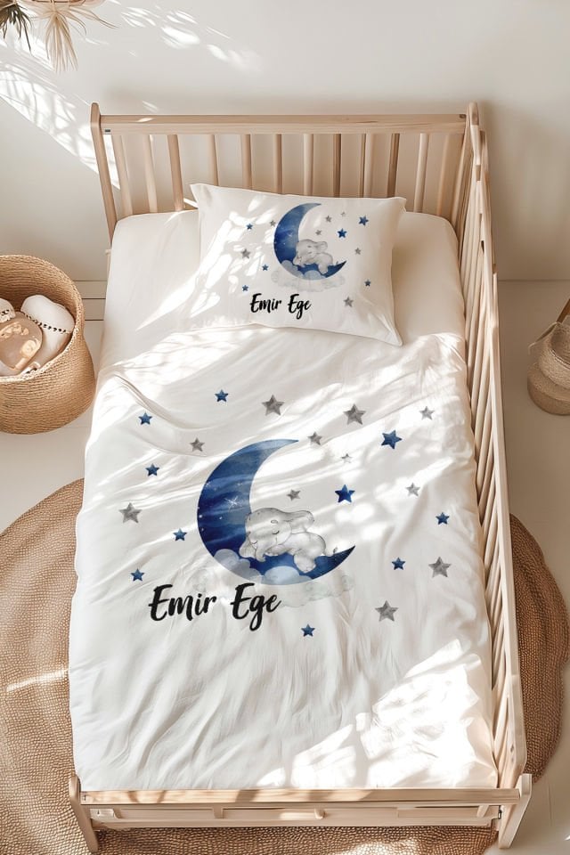İsme Özel Montessori Yatak Nevresim Takımı (100x200 cm) Ayda Uyuyan Fil